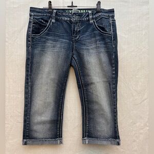 Hydraulic Bailey Capri Jeans Size 11/12 Denim Blue Flap Over Pockets Embroidered